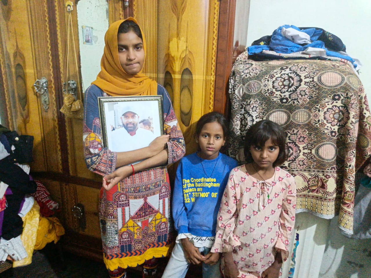 Sialkot Horror: Christian Painter Yousaf Masih Brutally Murdered, Leaving Three Orphaned Daughters in Despair